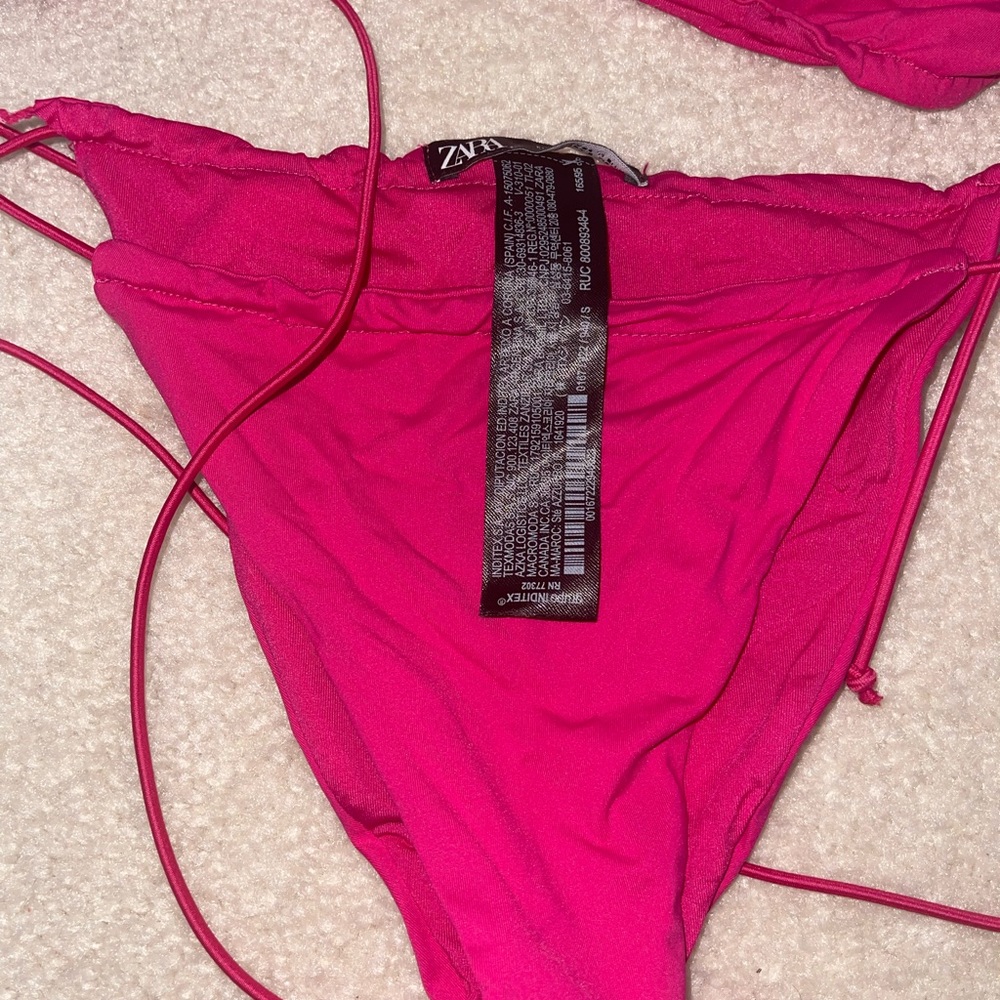 Zara Bikini - Picture 3 of 5